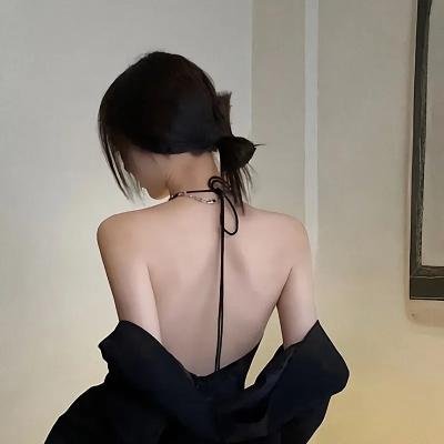 天才:黑色石榴石